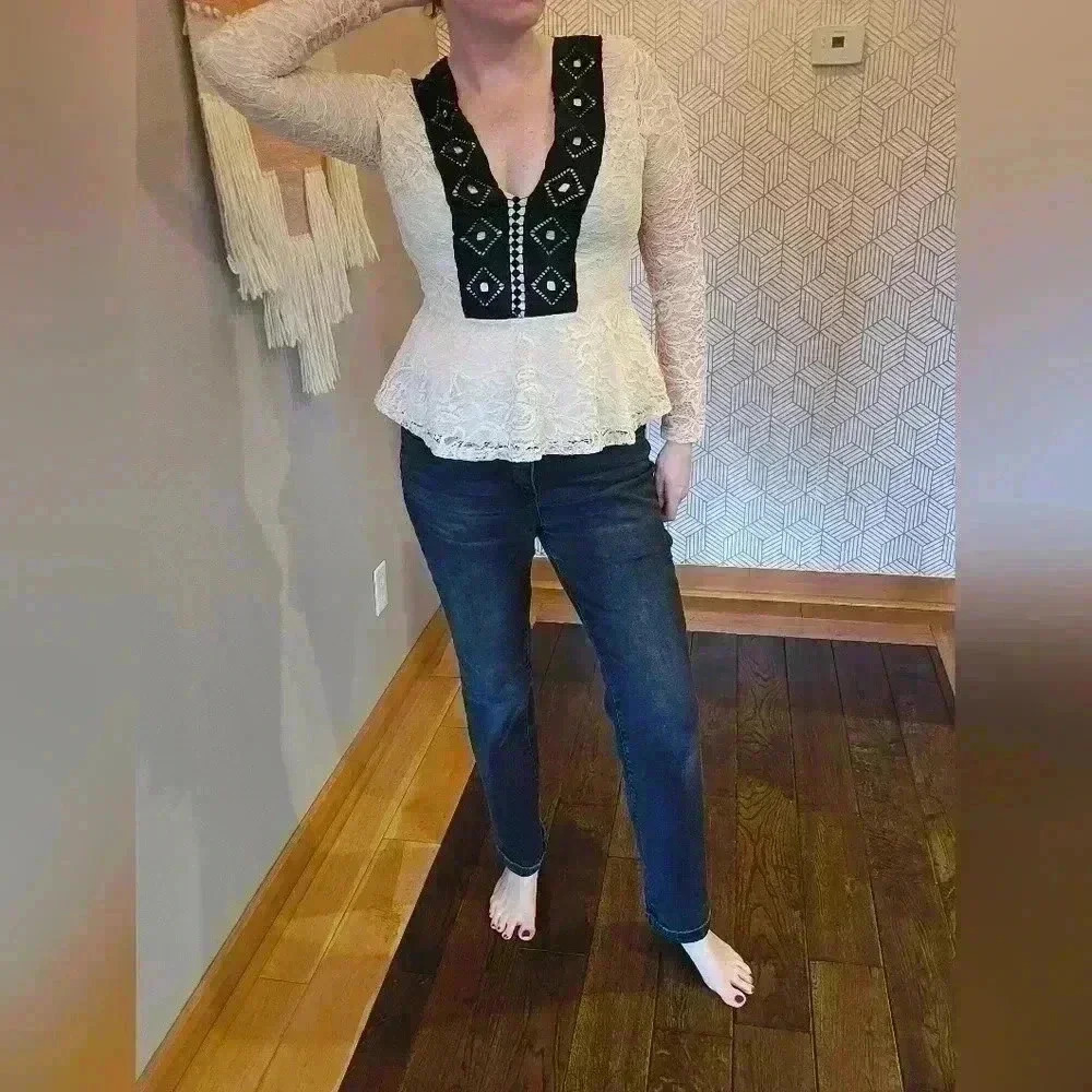 Cream and Black V Neck Lace Top, Size Large